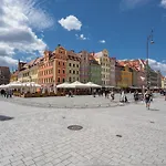 Market Square Corner Apartment Kuznicza By Noclegi Renters